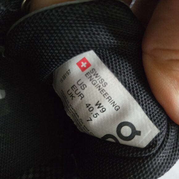 On Running - Women's Cloud Tide/Magnet Size 9 - Picture 16 of 16